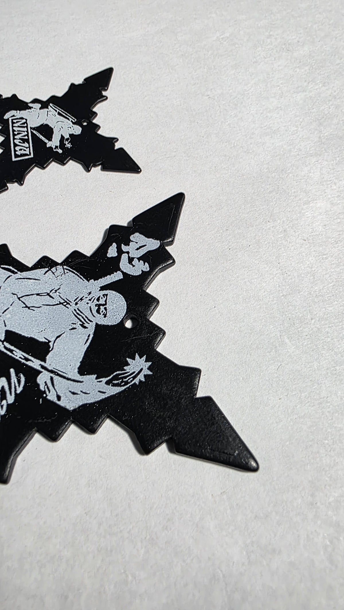 4 POINT BLACK W/ WHITE NINJA DESIGN 2 PACK Ref 4014