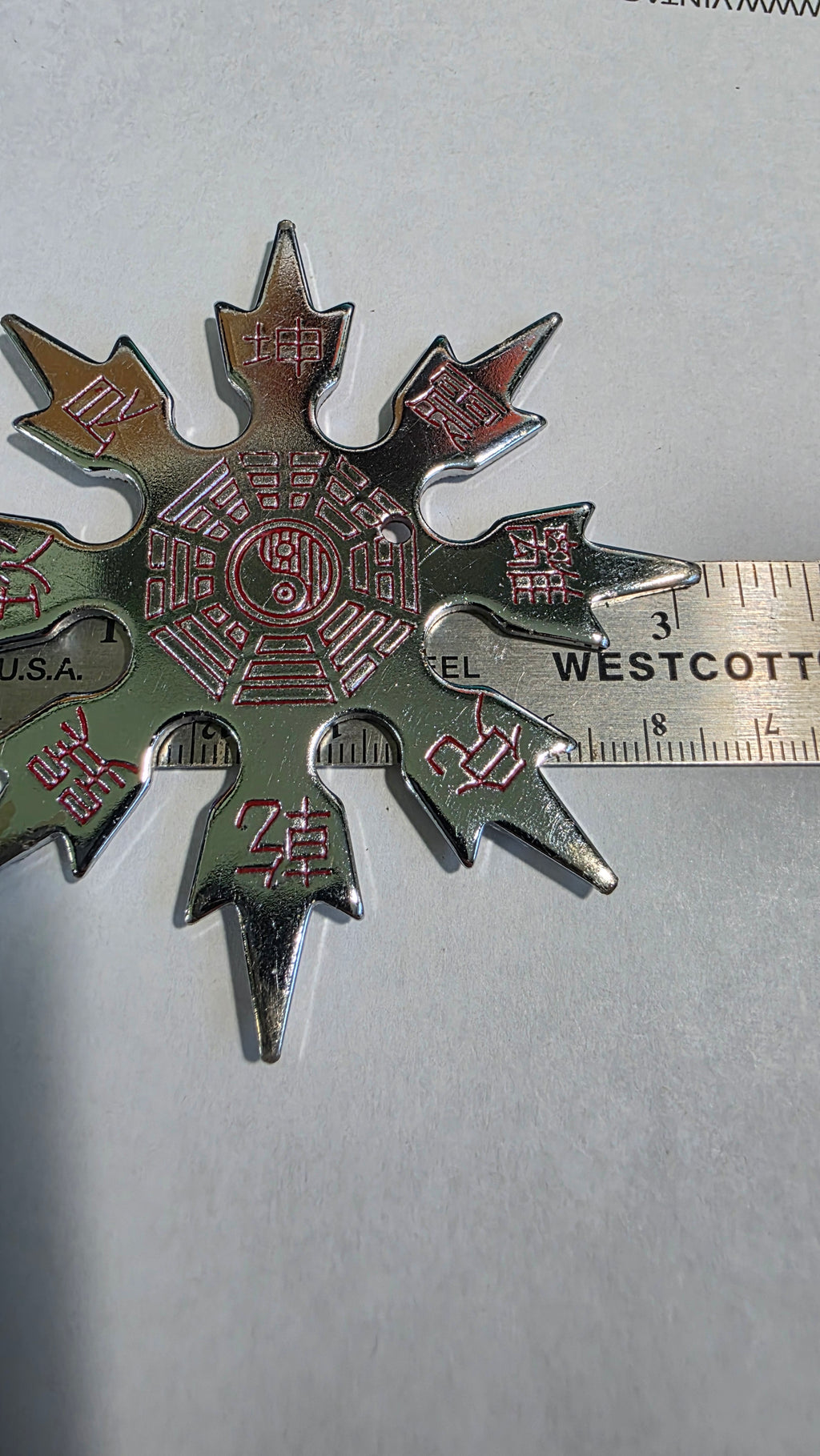 8 POINT SILVER SNOWFLAKE W/ RED YIN YANG DESIGN TAIWAN Ref 8011