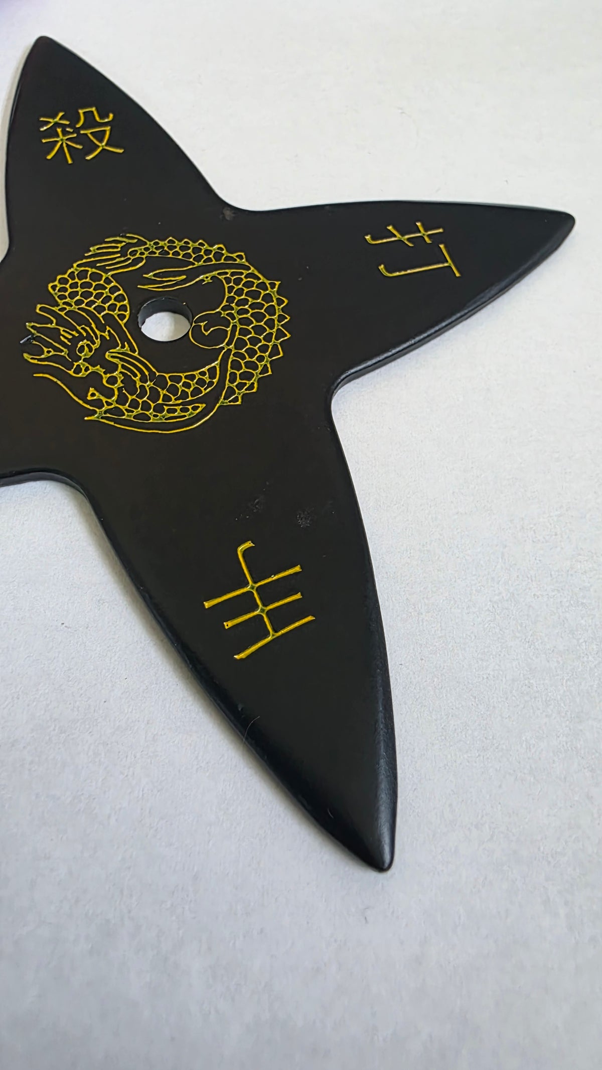 4 POINT BLACK W/ YELLOW DRAGON TAIWAN Ref 4010