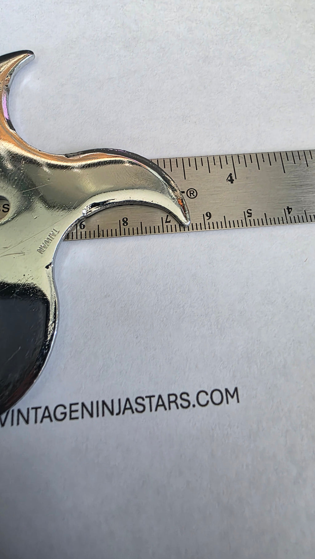4 POINT SILVER W/ DRAGON DESIGN 3 1/2 INCH TAIWAN Ref 4021